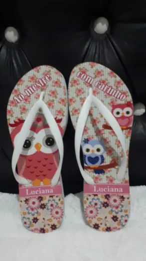 Chinelos personalizados feito pela NM Personalização — exemplo 6