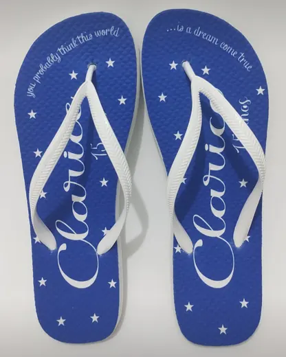 Chinelos personalizados feito pela NM Personalização — exemplo 11